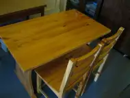 Дървена маса масивна