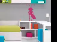 Стикер с Буболечка за декориране на детска стая