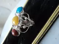 модел 189 Сребърен пръстен с три камъка син и жълт нефрит и