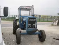 Трактор FORD
