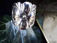 модел 293 Изработен от масивно сребро Дамски пръстен, малка