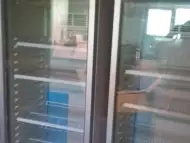 Продавам хладилни витрини