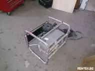 Машина за сваляне на тапети под наем