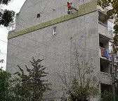 Алпинисти изолация саниране боядисване височинни работи