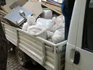 Извозване на строителни и битови отпадъци стари мебели 40лв