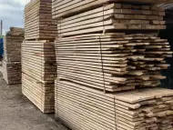 Дървен материал от липа и дъб