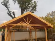 Ремонт на покриви и изграждане на навеси