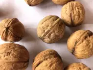 Орехи с черупка