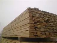 Продажба на първокласен дървен материал