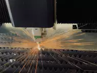 Лазерно рязане и огъване на метали с абкант