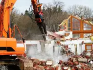 Бутане и рушене на сгради в София