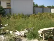 Почистване на двор в София