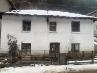 Продавам къща в село Лясково
