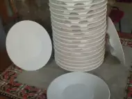 Продавам чинии гипсови