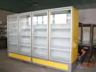 Вертикални хладилни витрини