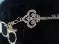 Луксозен ключодържател - висулка във форма на ключ