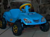 Детска кола с педали - ползвана само в дома