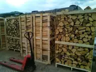 Палетизирани дърва за огрев
