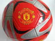 Футболна топка кожена на отбор Manchester United