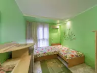Валдин Хостел - център, самостоятелни стаи за нощувки - Варна