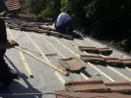 Бригада за ремонт на покриви