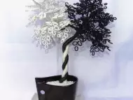 Сувенир - Декоративно дърво Ин и Ян от мъниста - 36 см