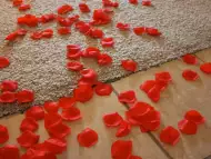 Изкуствени листа от рози - червен и розов цвят