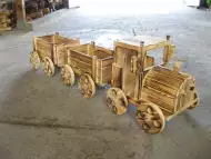 Дървено влакче от производител