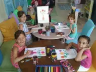 Уроци по рисуване за деца - индивидуални и в група
