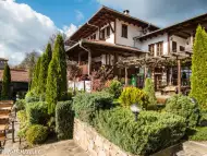 Костадиновите къщи Съни хилс предлага почивка в балкана