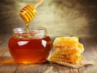 Продавам пчелен мед
