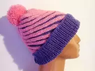Ръчно плетена шапка