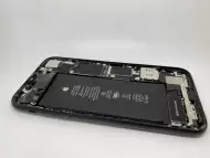 MLgroup предлага смяна на батерия на iPhone