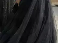 Бална рокля с пера