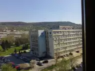 Стая във Варна, до Технически университет за студенти