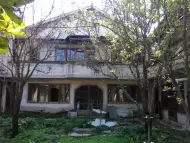 ПРОДАВАМ или ЗАМЕНЯМ къща в Дибич за имот в Шумен
