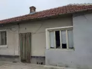 Къща в село Градина