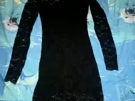 Черна рокля с дантела H M