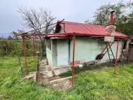 Вила 39 квм. с Двор 600 кв.м. в Казанлък, Старите Лозя