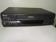 VHS видеорекордер Tevion