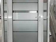 Алуминиевa вратa с касa, бяла със стъкла - лява 132 210см