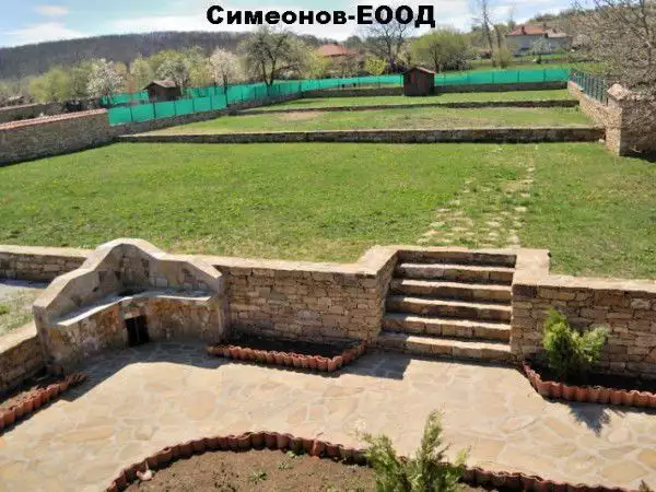4. Снимка на Продава новопостроена къща в оживено село-обл.В.Търново