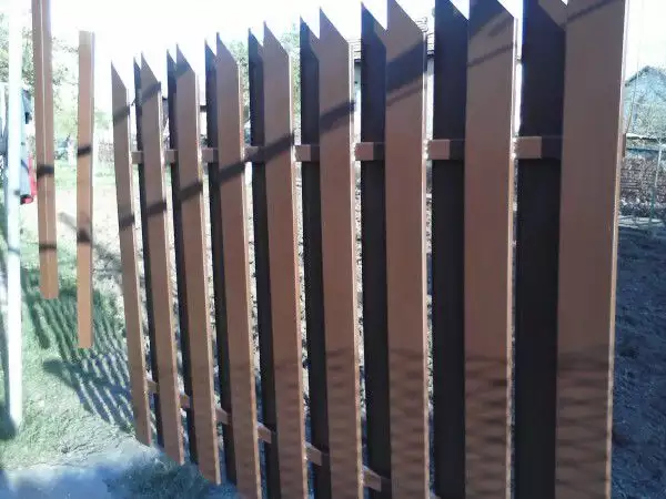 Метална плътна ограда - 120лв.