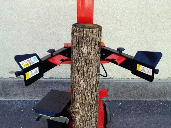 1. Снимка на Професионални Машини за цепене на дърва - 10 тона натиск
