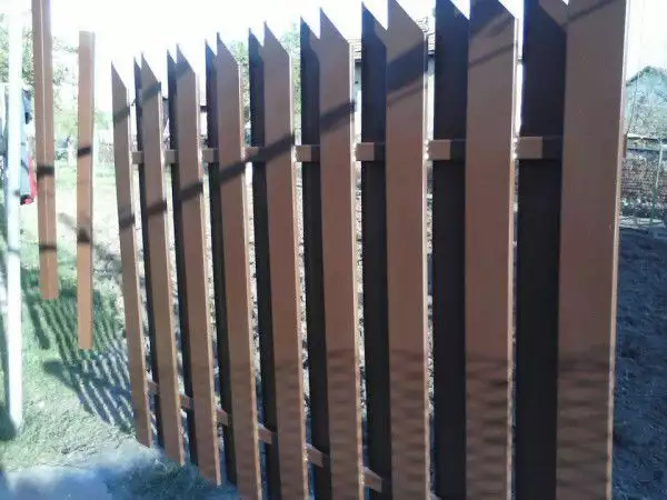 1. Снимка на Метална плътна ограда - 110лв.