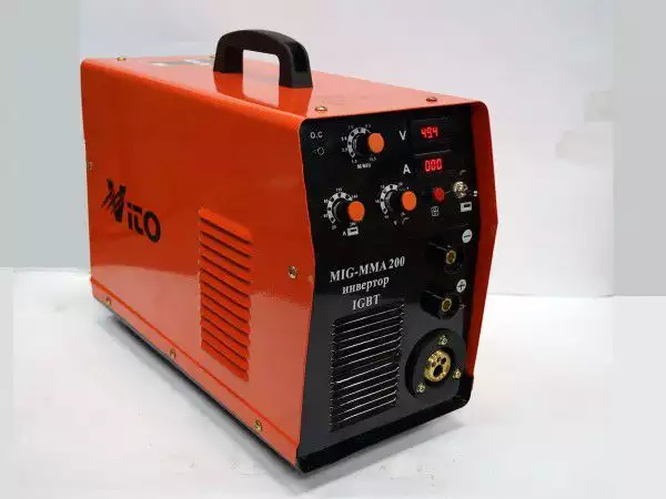 3. Снимка на Телоподаващо с Електрожен VITO MIG - MMA 200 ампера