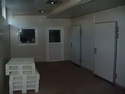 Хладилни камери и хладилни врати на ниски цени