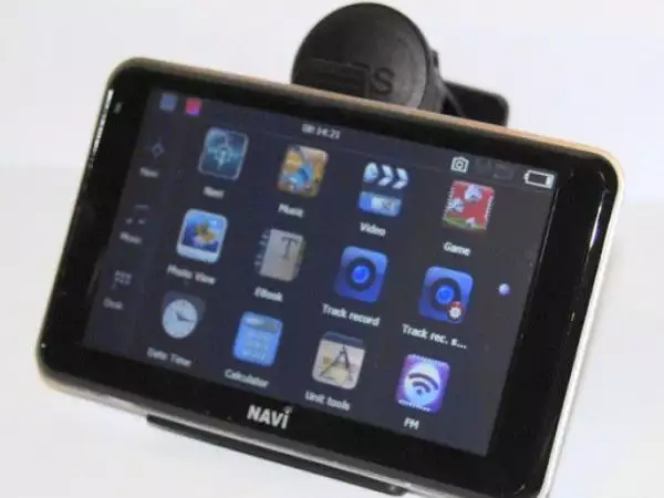 1. Снимка на GPS и Камера със записваща функция