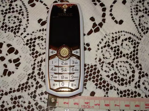 5. Снимка на Продавам Луксозен Телефон
