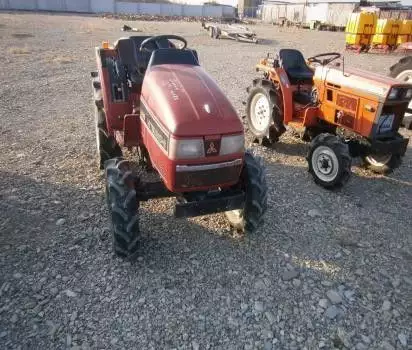 Трактори втора употреба